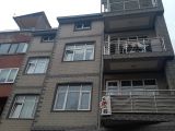 Bursa Kılıç tan D.Kızık ta Satılık Cadde ye Yakın 4 Katlı Bina